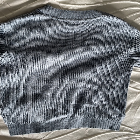 M BOUTIQUE Cropped Sweater - Picture 2 of 2